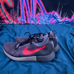 RED AND BROWN MENS NIKE RUNNING SHOES